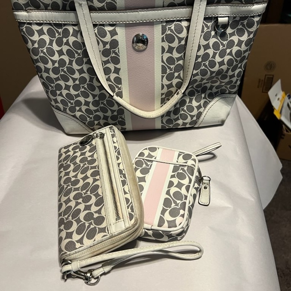COACH Heritage Ivory Signature Pink StripeTote Shoulder Bag, Wristlet & Wallet